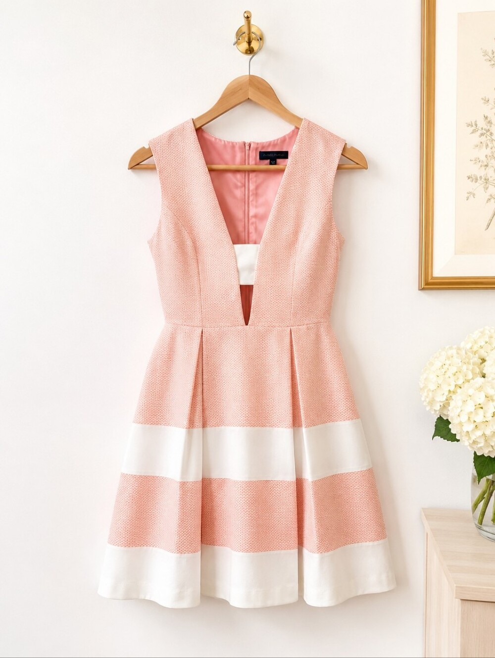 Nha Khanh | Coral & Ivory Fit & Flare Dress |  Size 8 | Luxury Dress - Picture 7 of 9